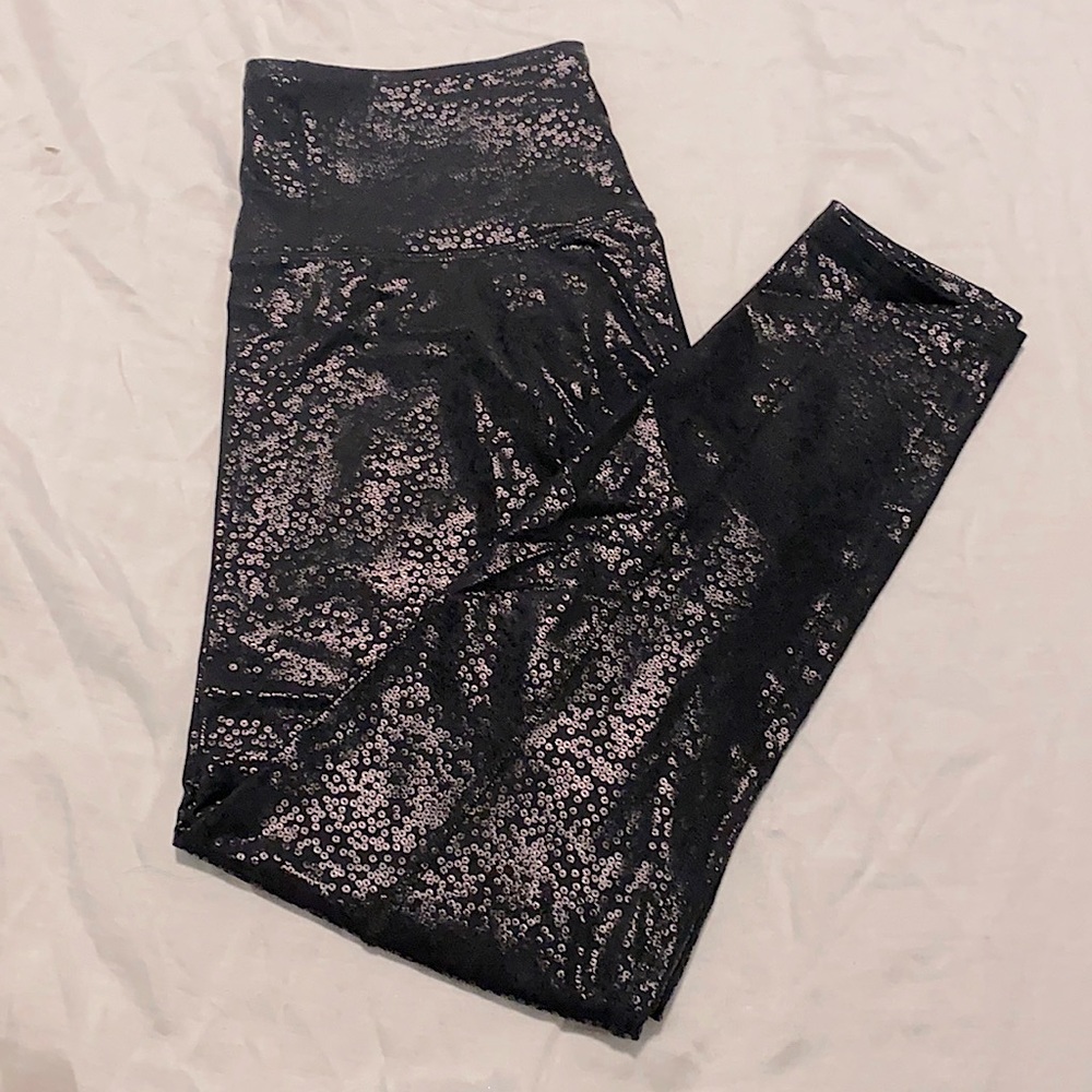 ✨NEW✨ Black Hi-Rise Leggings